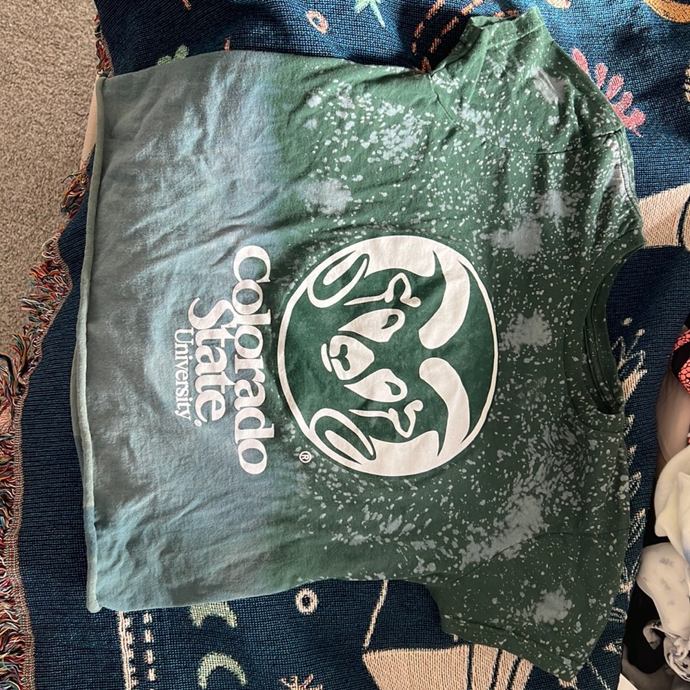 Cropped CSU shirt